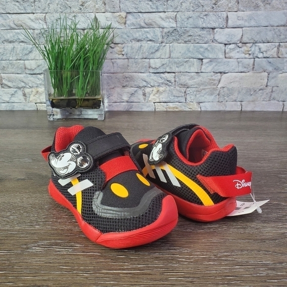 🎉🎉🎉Host Pick New Adidas Active Play Mickey Mouse Stay-Put - Picture 1 of 8